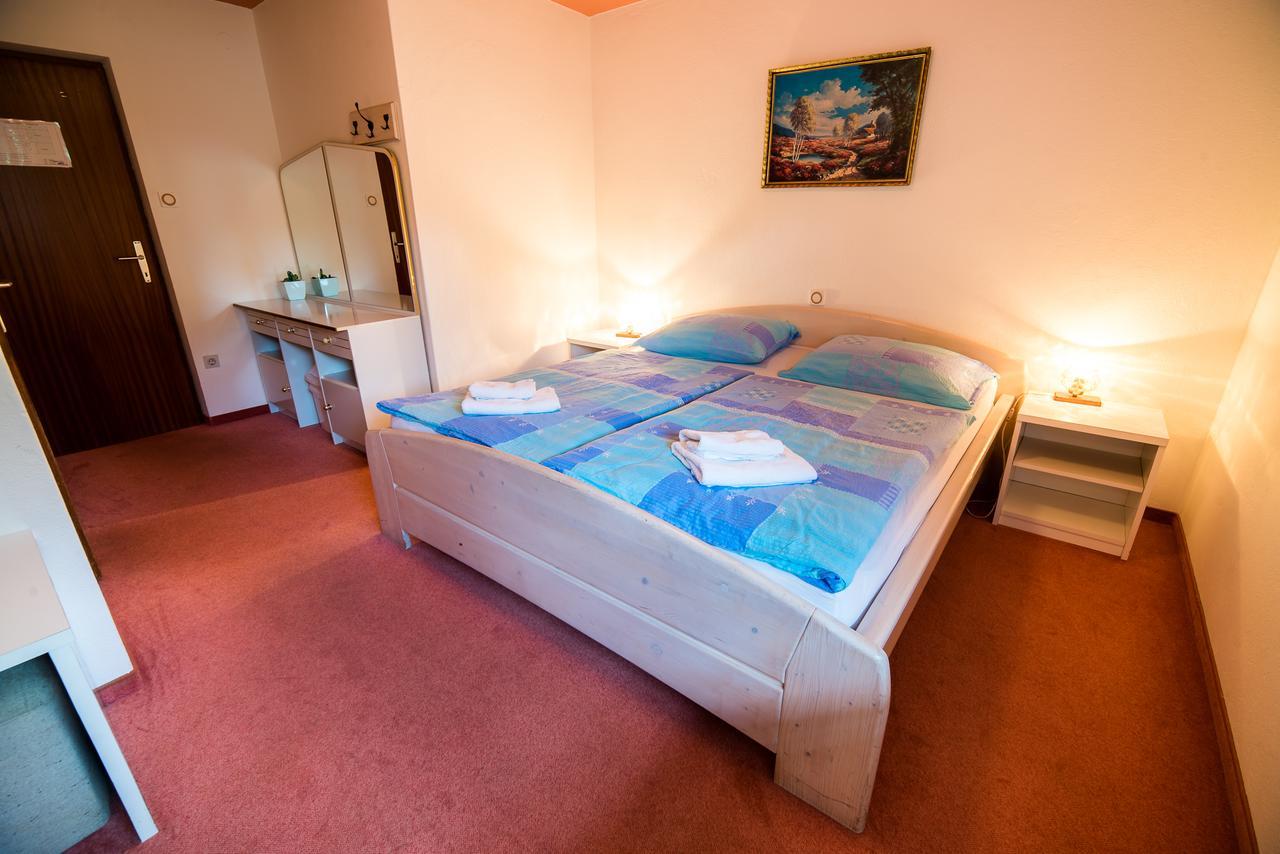 Bed & Breakfast Hisa Resje بوينج الغرفة الصورة