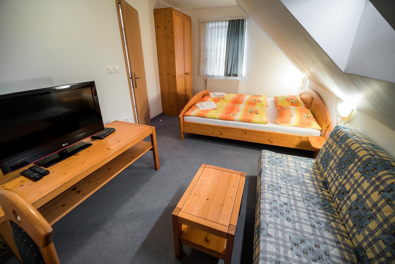 Bed & Breakfast Hisa Resje بوينج الغرفة الصورة